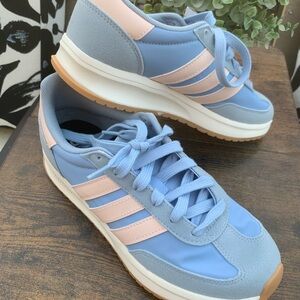 NWT Adidas Big Kids Blue and Pink Sneakers